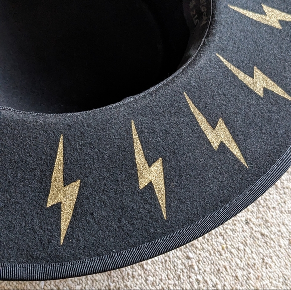 Luna Blum x Olive & Pique OOAK Hand Painted Lightning Bolt Wool Black Hat - Picture 11 of 16